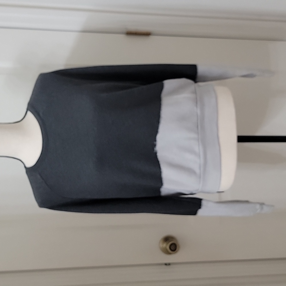 Zella Size XS Forged Dip Dye Dark & Light Gray Sweatshirt, NEW with Tag